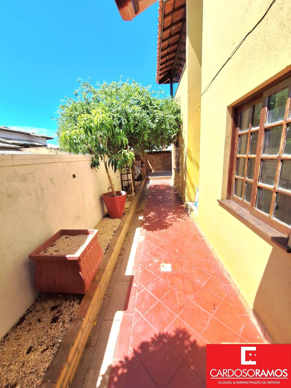 Casa - Pitangueiras