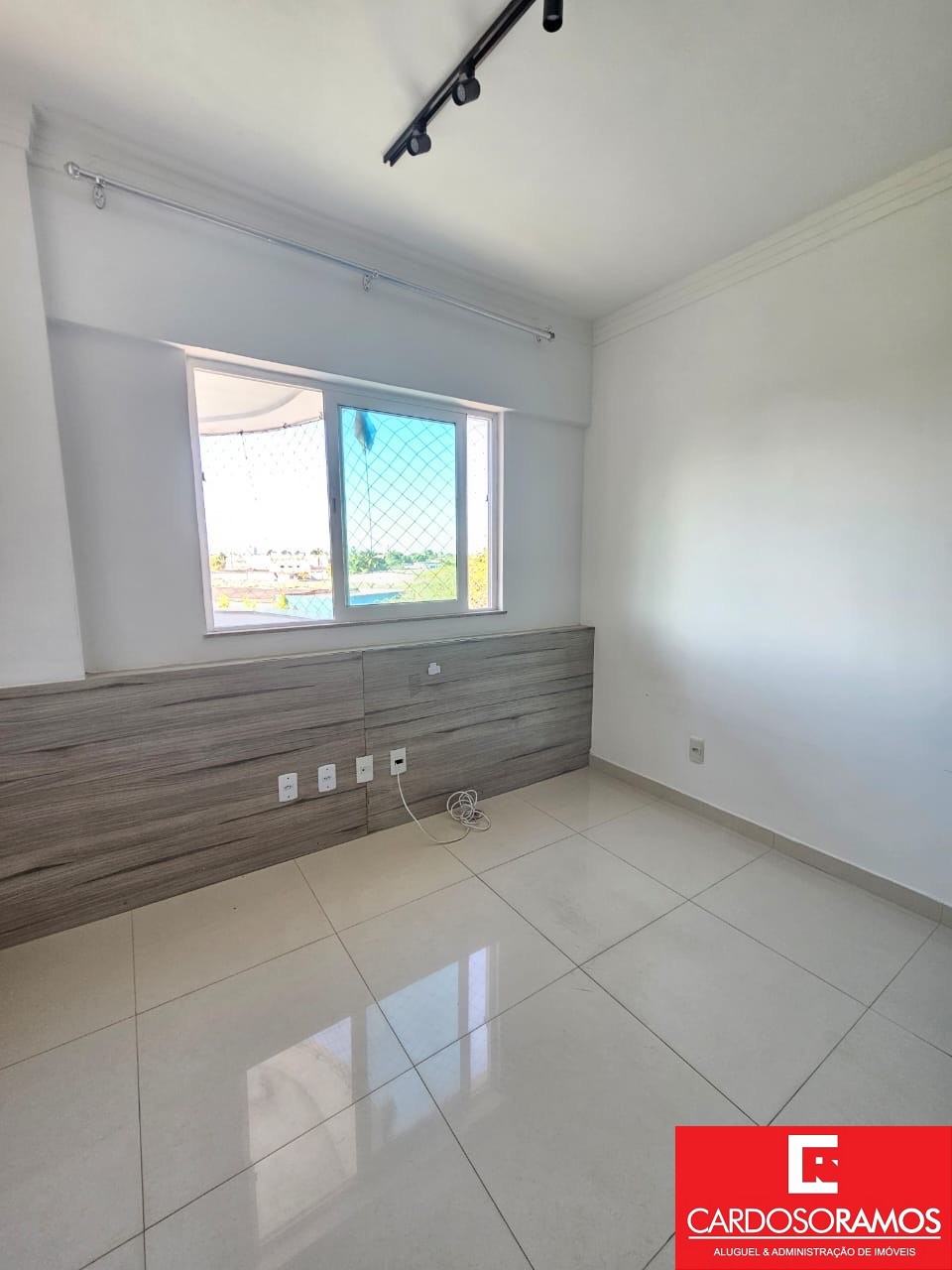 Apartamento - Pitangueiras