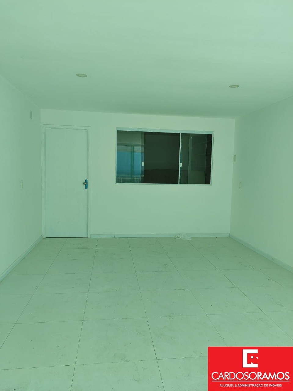 Apartamento - Buraquinho