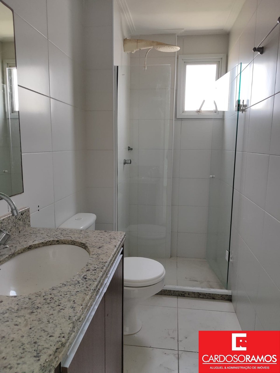 Apartamento - Buraquinho