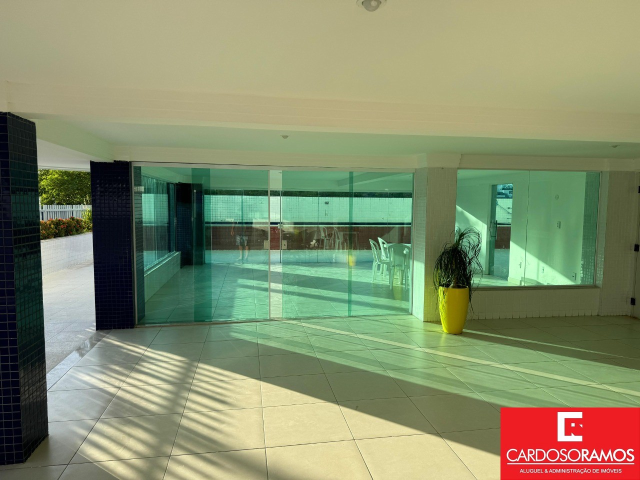 Apartamento - Pitangueiras
