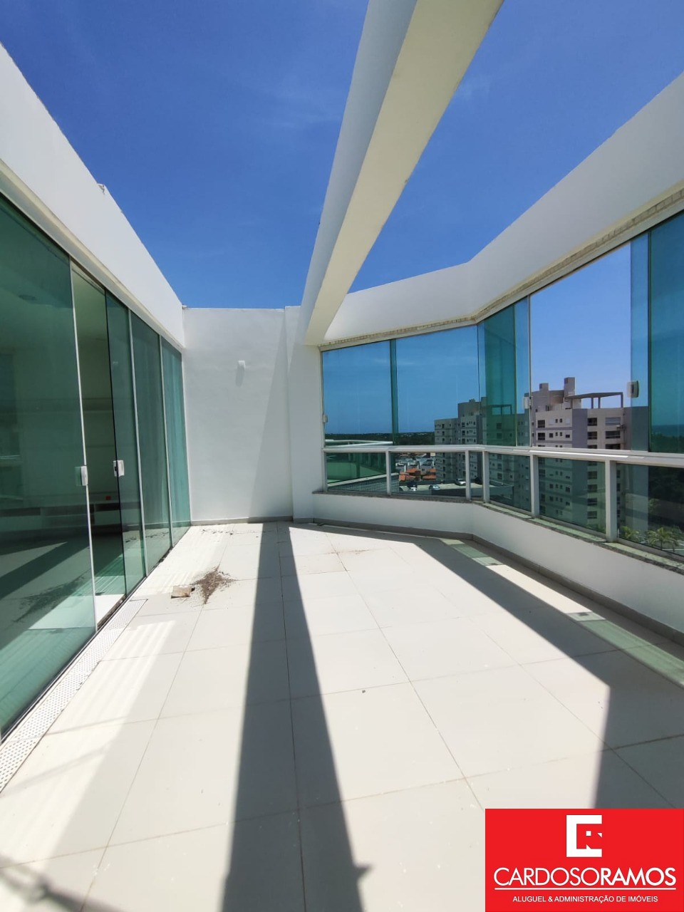 Apartamento - Buraquinho