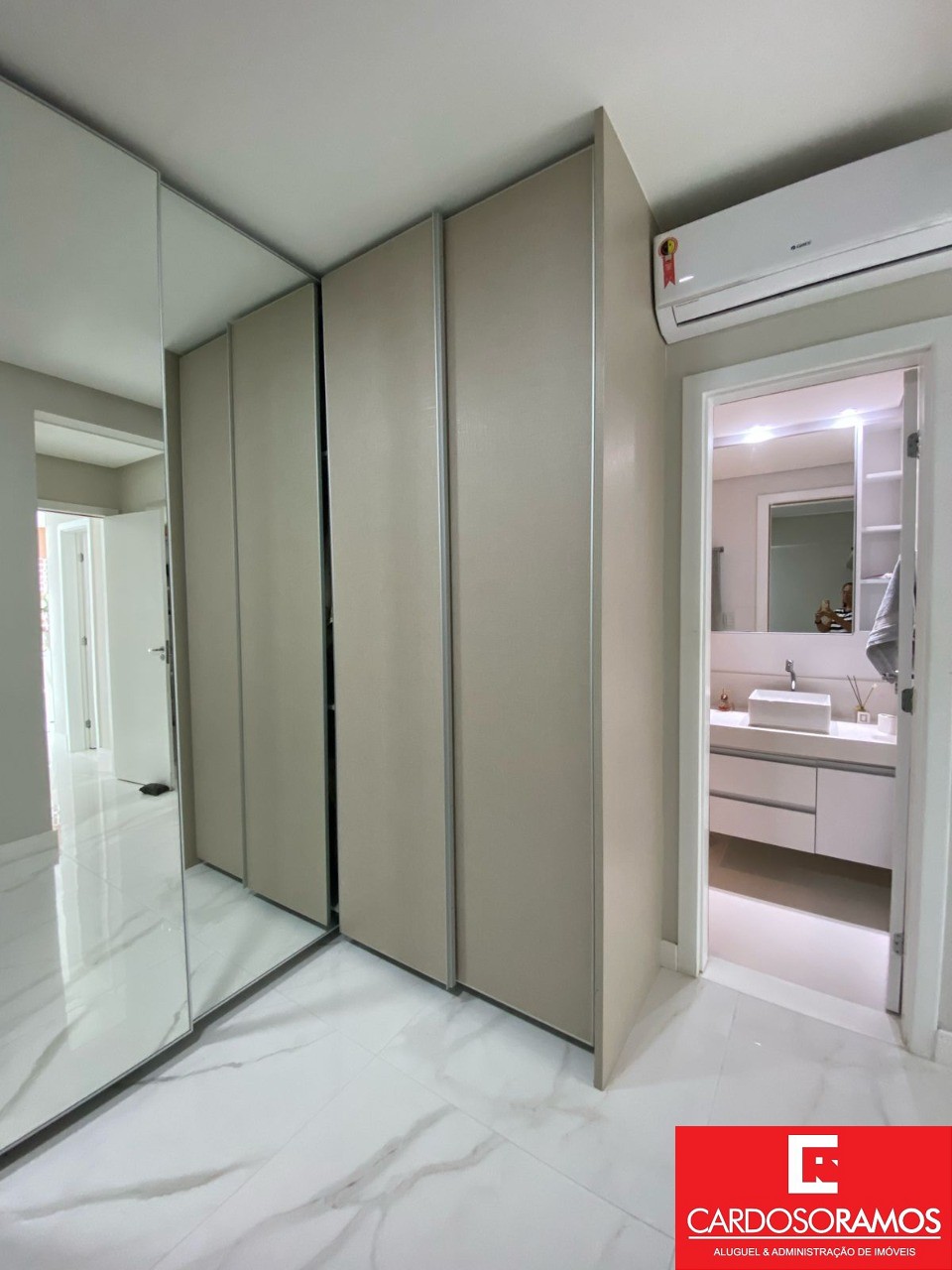 Apartamento - Pitangueiras