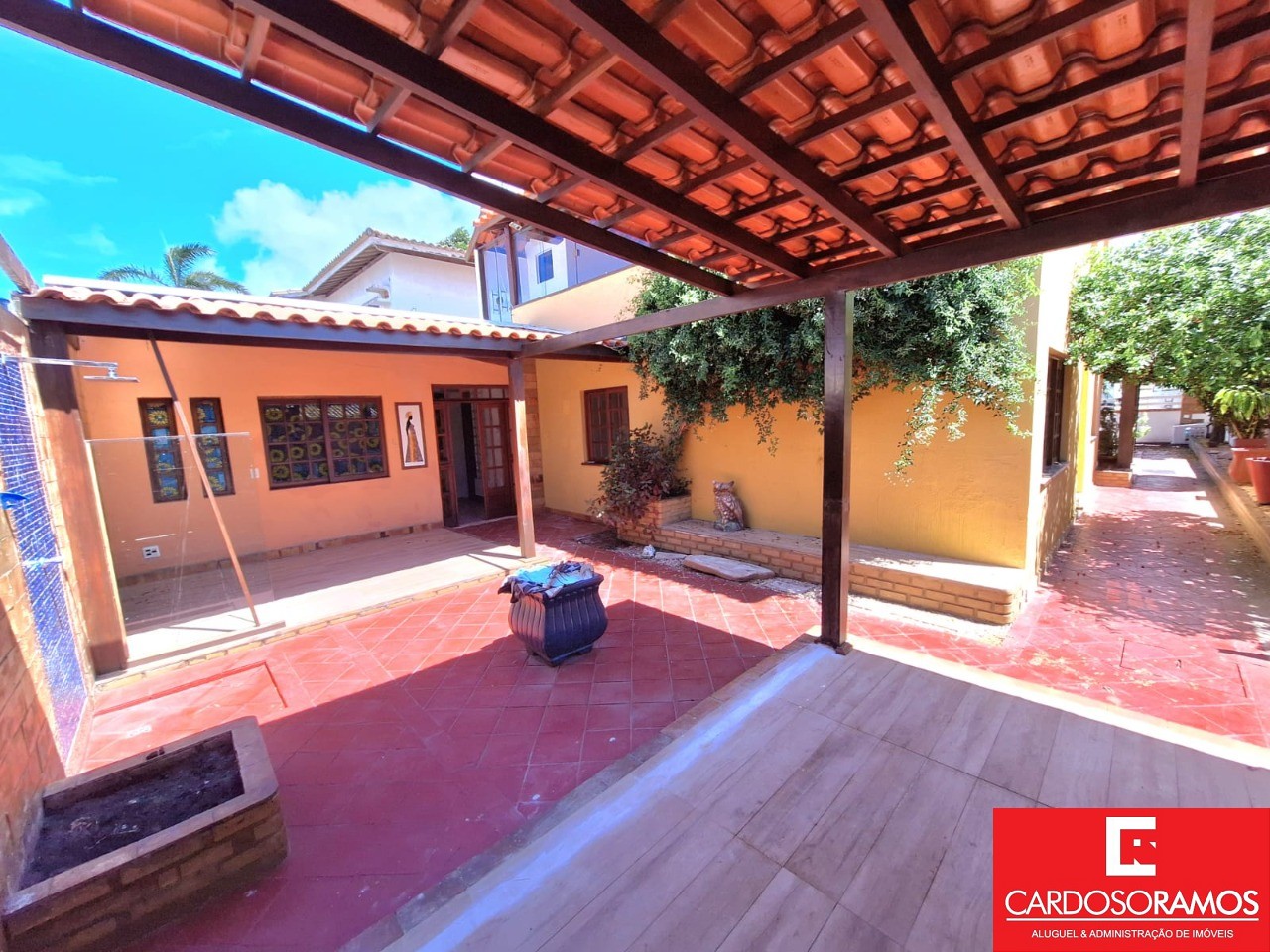 Casa - Pitangueiras