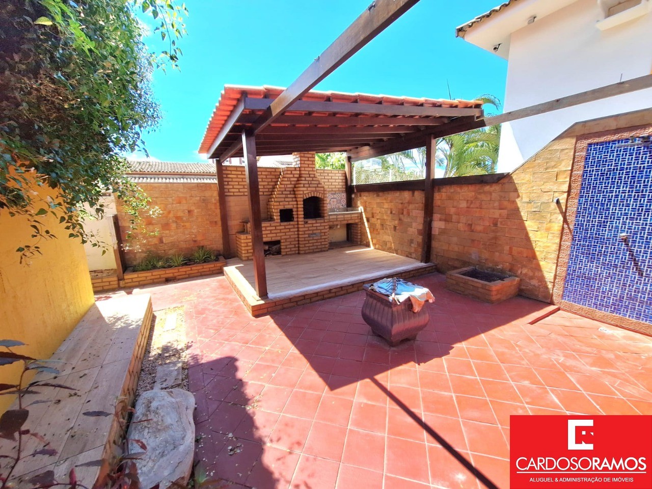 Casa - Pitangueiras