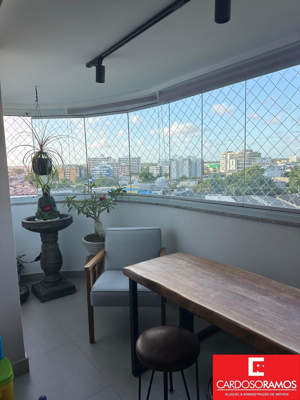 Apartamento - Pitangueiras