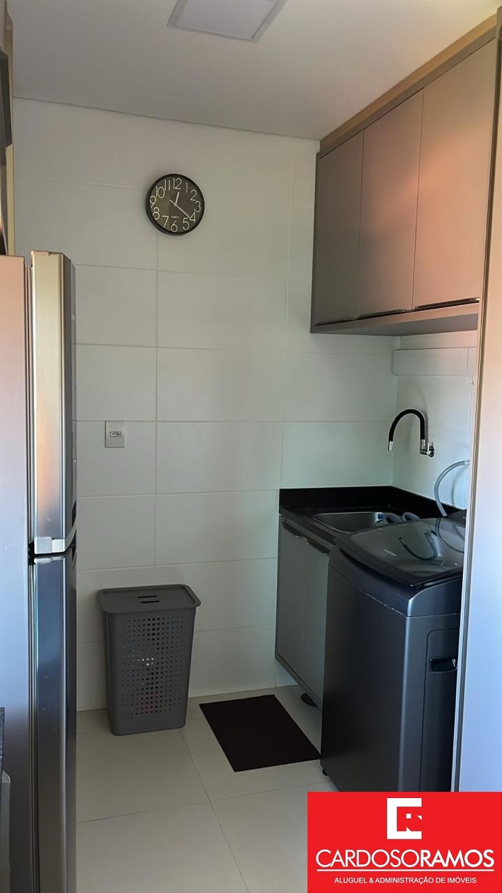 Apartamento - Buraquinho