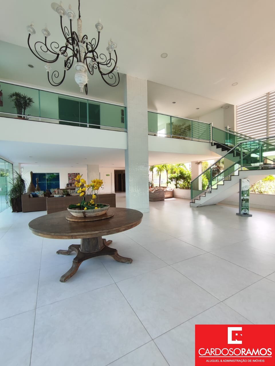 Apartamento - Buraquinho