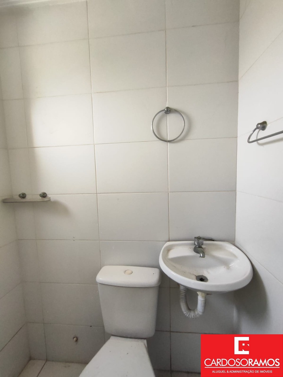 Apartamento - Buraquinho