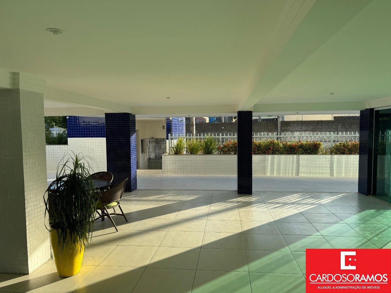Apartamento - Pitangueiras