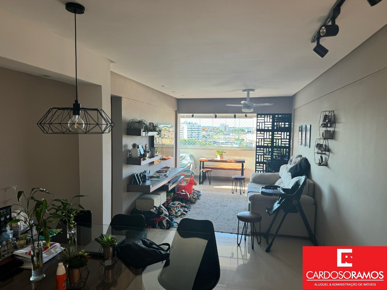 Apartamento - Pitangueiras