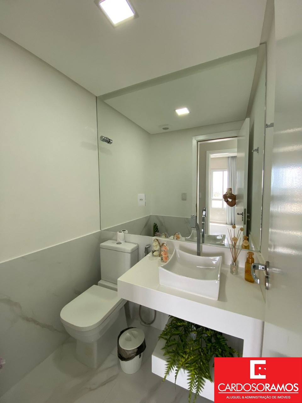 Apartamento - Pitangueiras