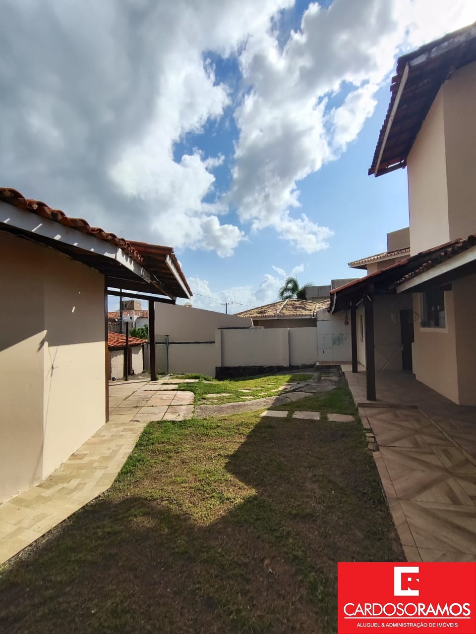 Casa à venda e aluguel com 3 quartos, 538m² - Foto 3