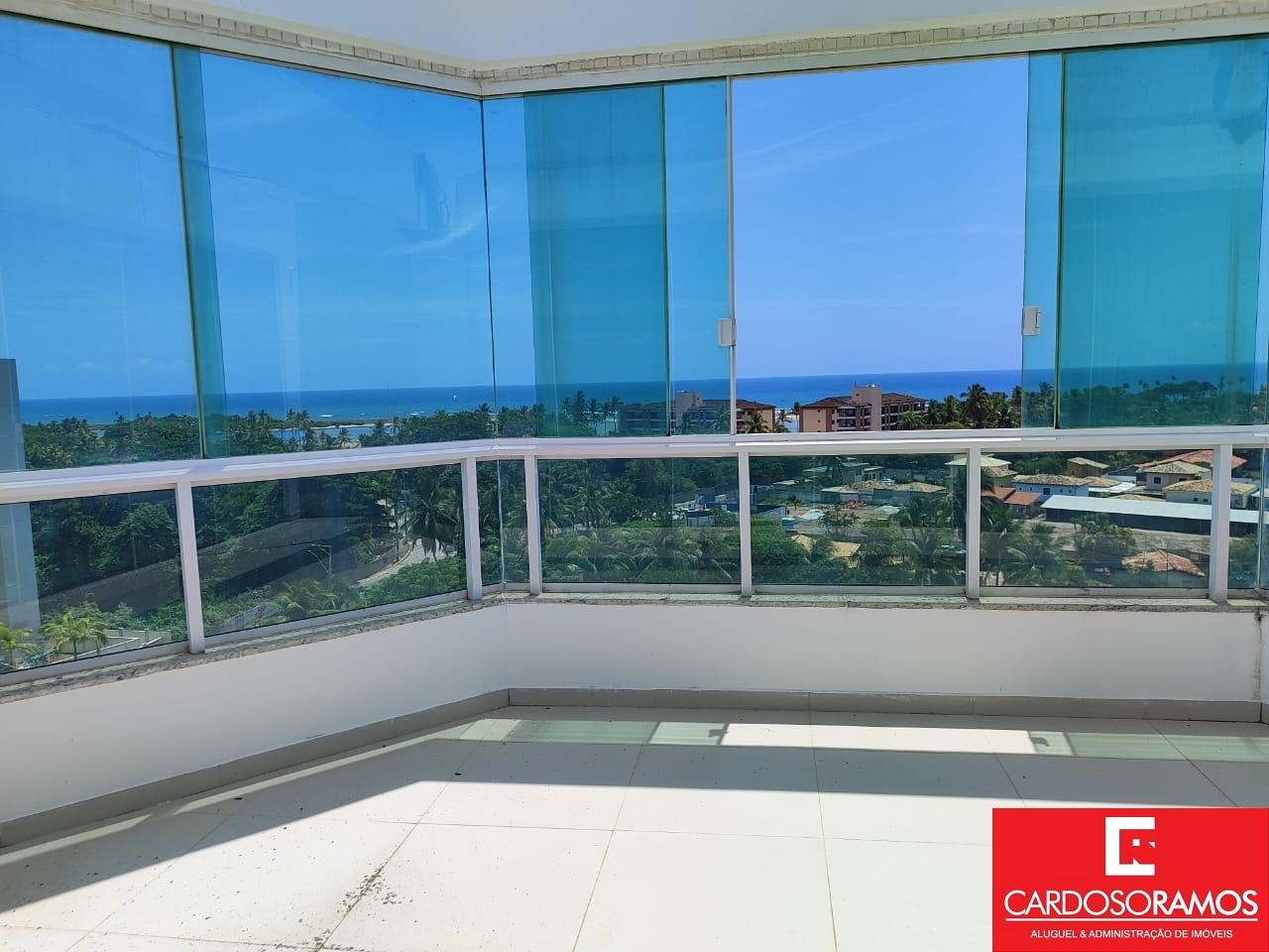 Apartamento - Buraquinho