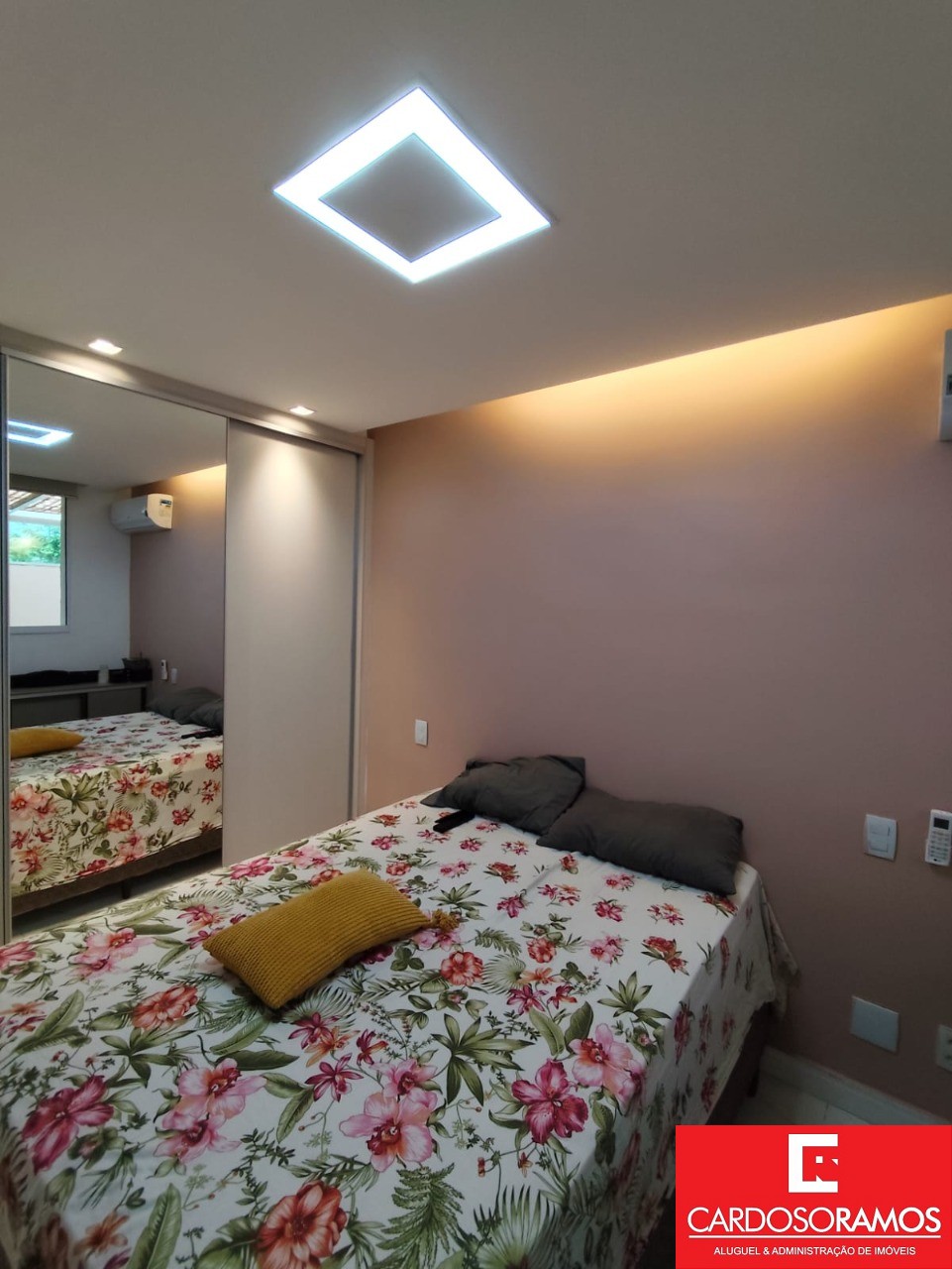 Apartamento - Buraquinho