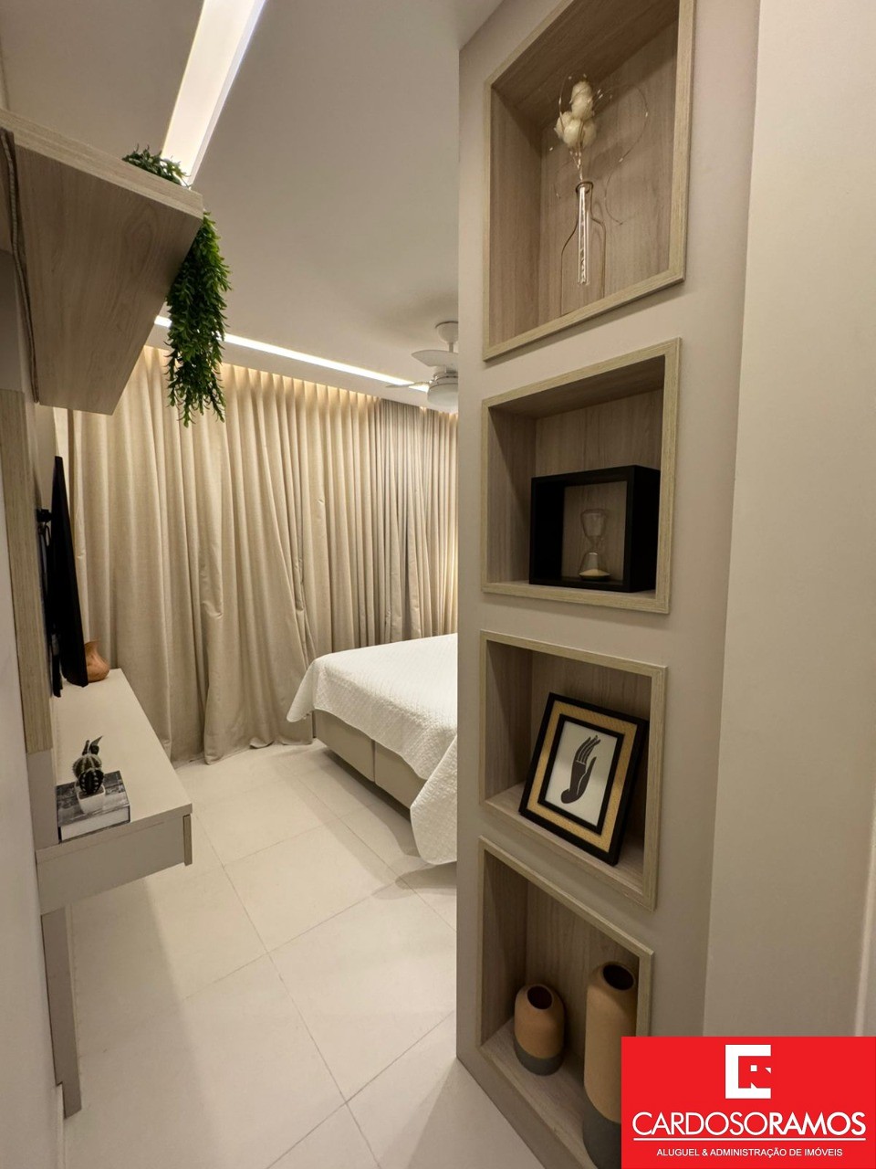 Apartamento - Buraquinho