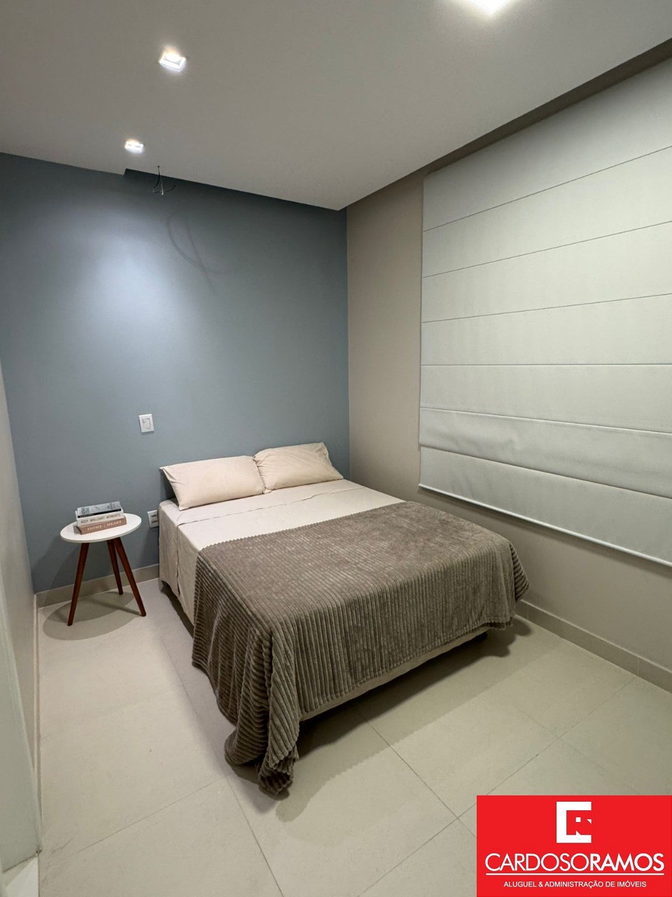 Apartamento - Buraquinho