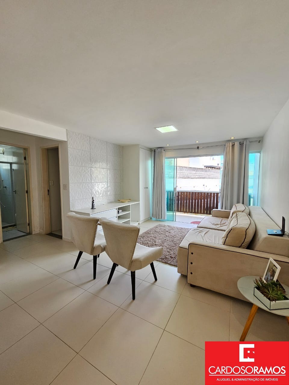 Apartamento - Buraquinho