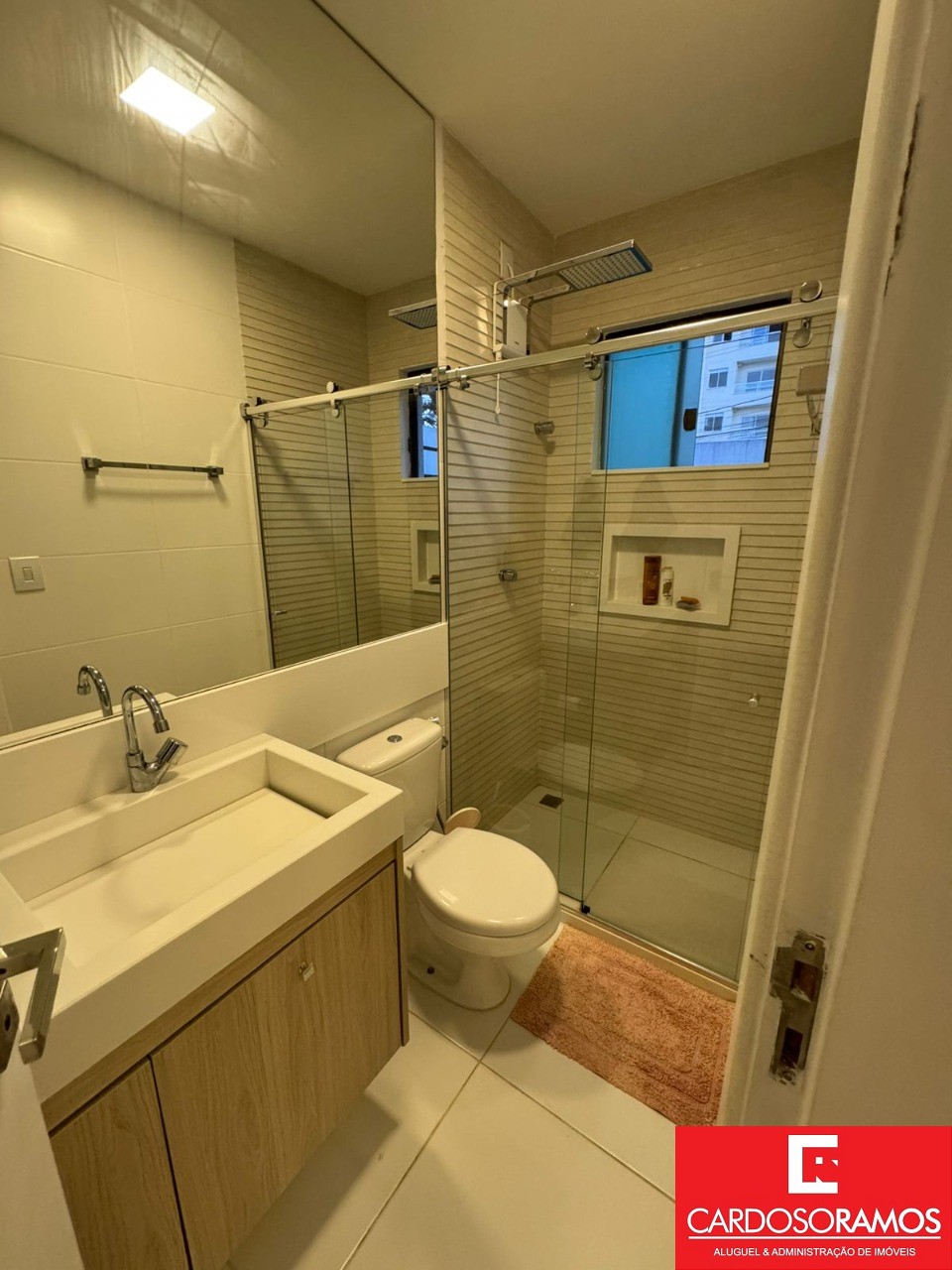 Apartamento - Buraquinho