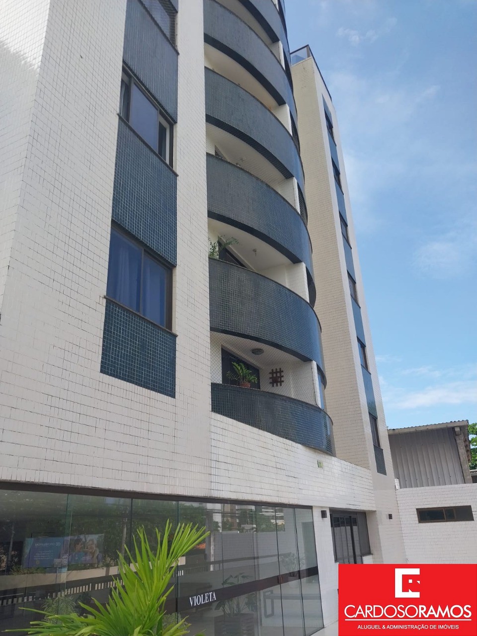 Apartamento - Pitangueiras