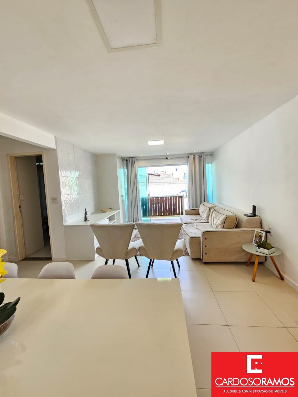 Apartamento - Buraquinho