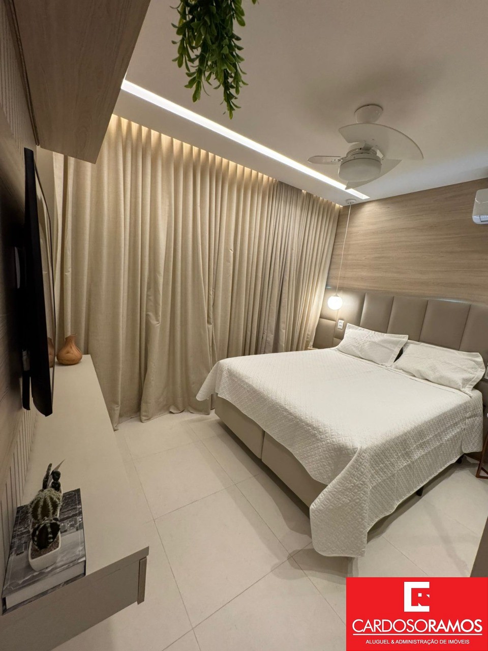 Apartamento - Buraquinho