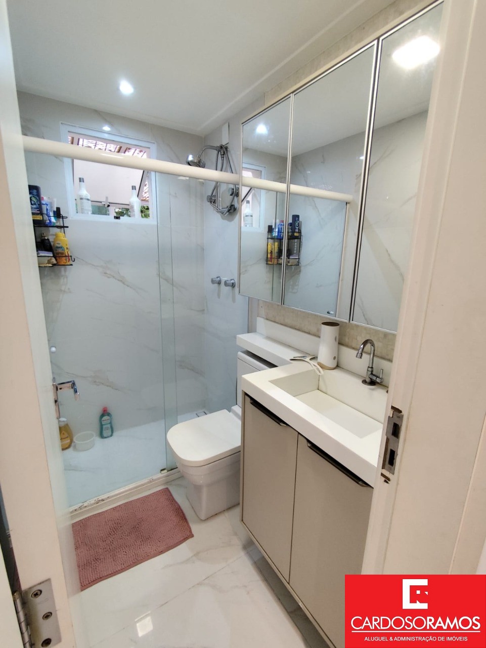 Apartamento - Buraquinho