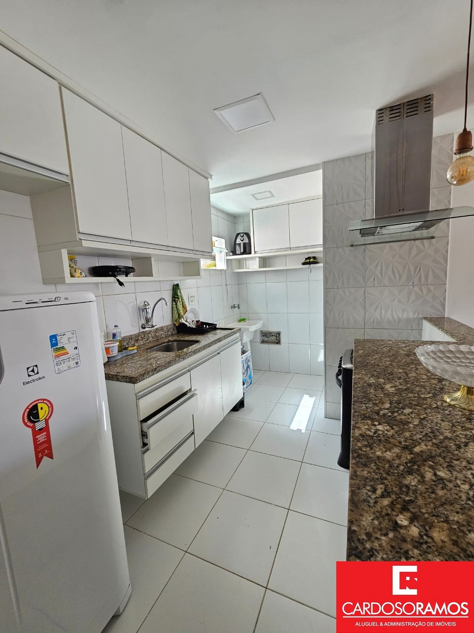 Apartamento - Buraquinho