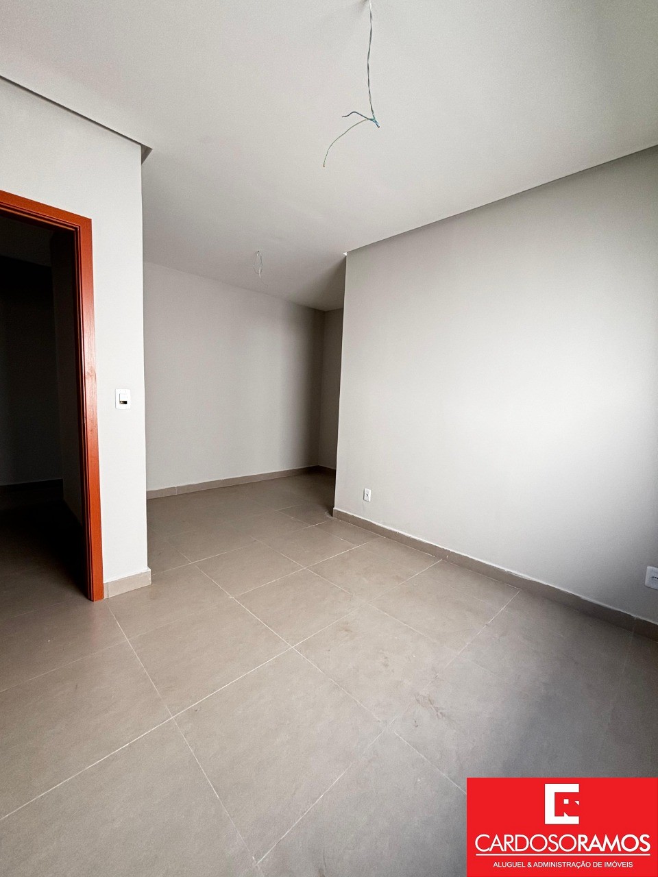 Casa à venda com 3 quartos, 192m² - Foto 9
