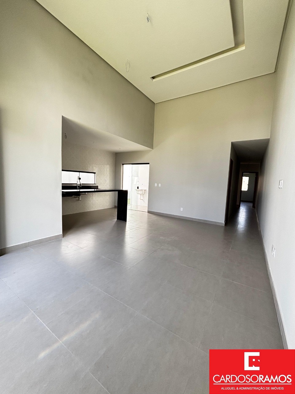 Casa à venda com 3 quartos, 192m² - Foto 4
