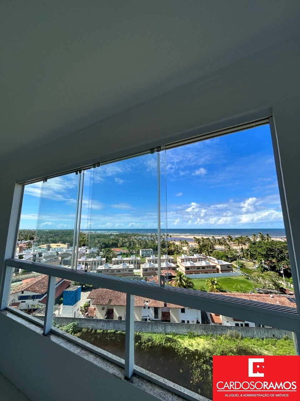 Apartamento - Buraquinho