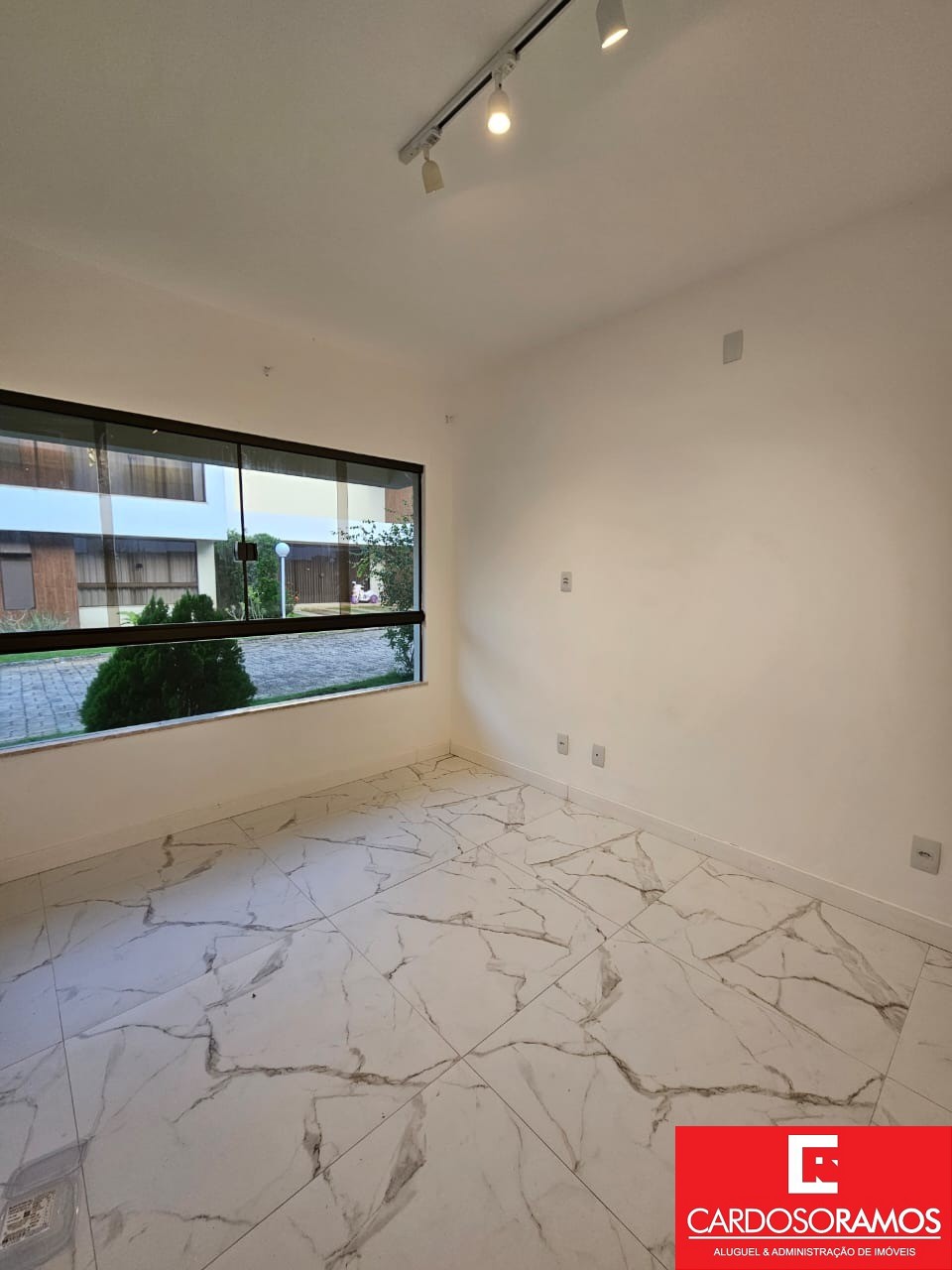 Casa - Buraquinho