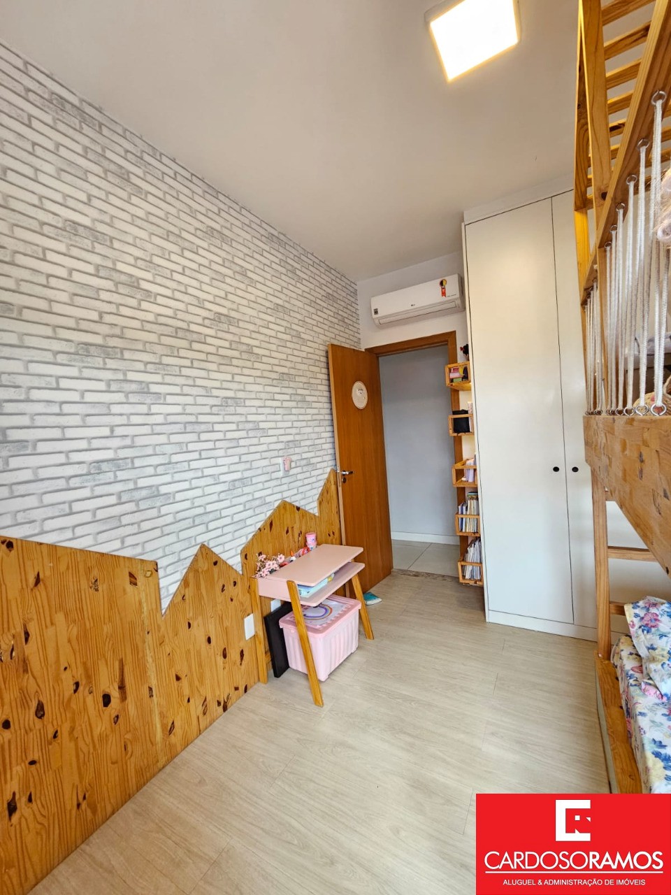 Apartamento - Pitangueiras