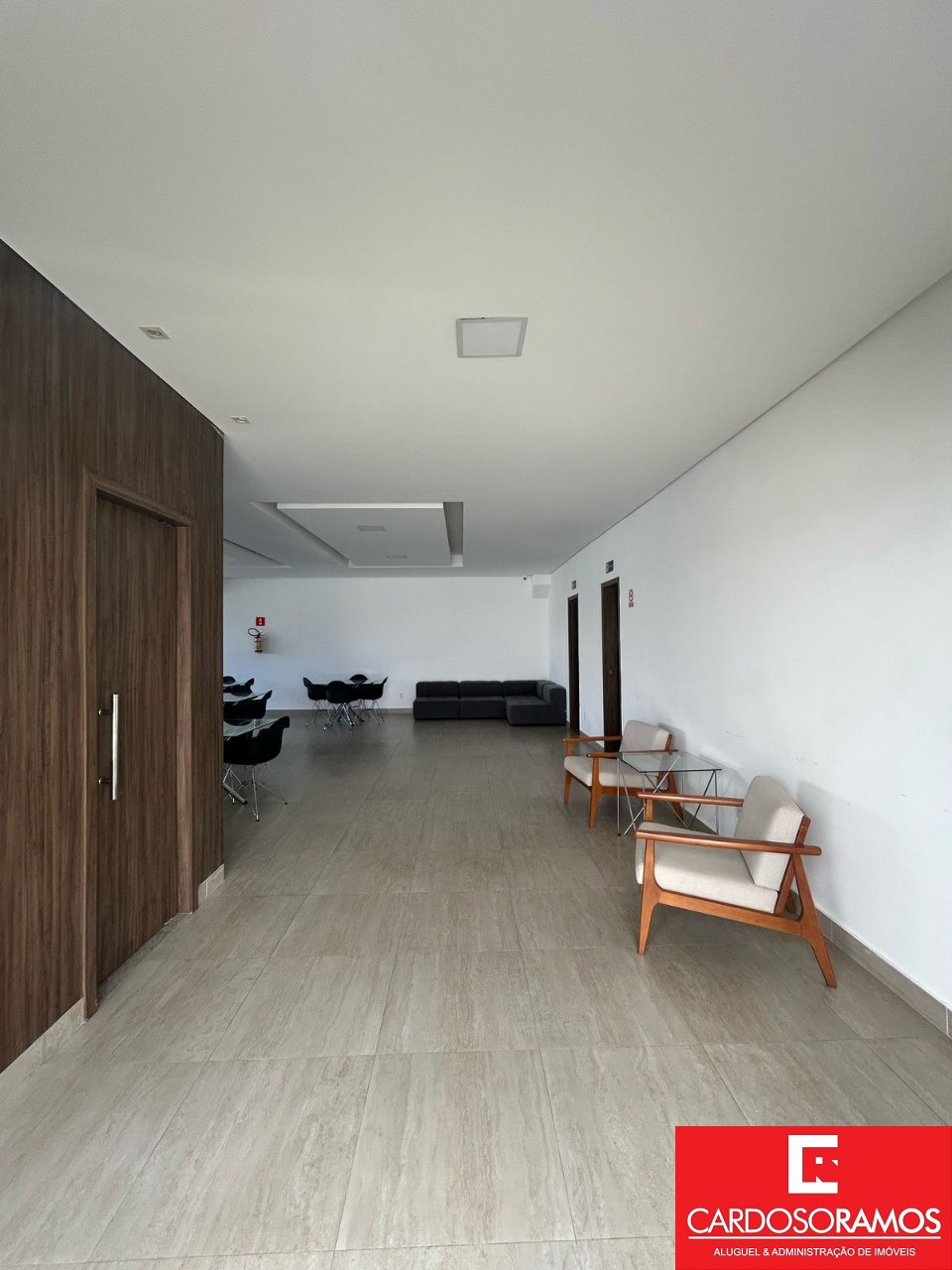 Apartamento - Buraquinho