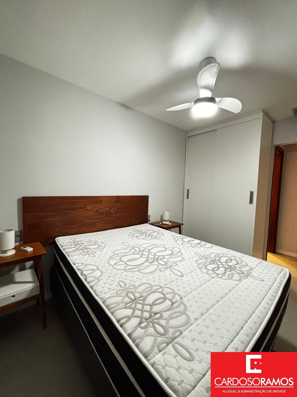 Apartamento à venda com 2 quartos, 65m² - Foto 11