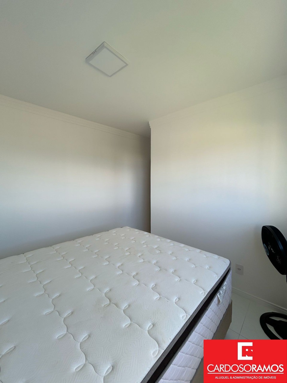 Apartamento - Buraquinho
