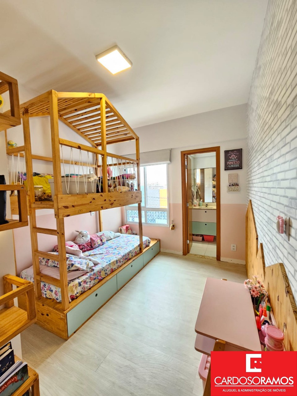 Apartamento - Pitangueiras