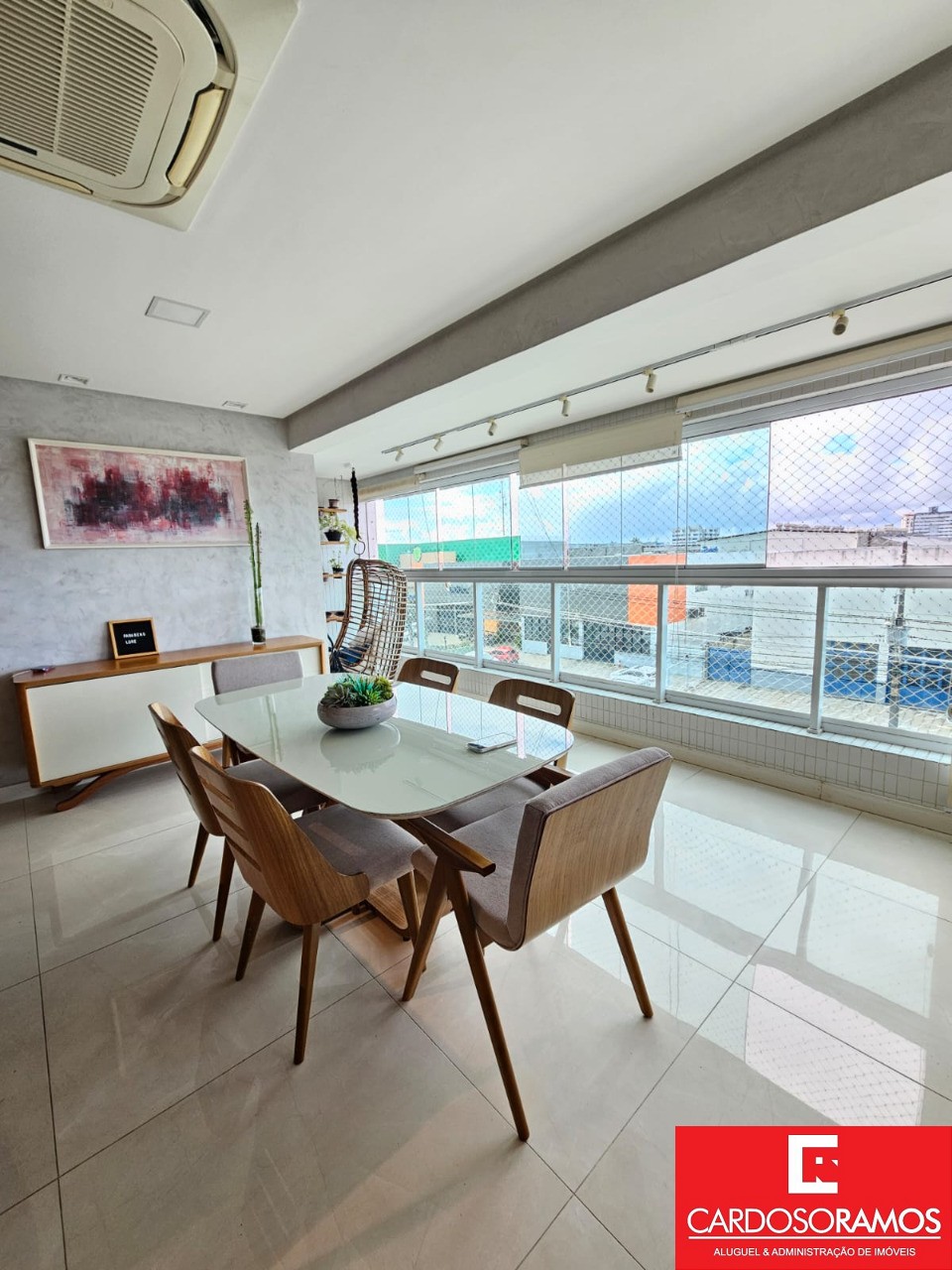 Apartamento - Pitangueiras