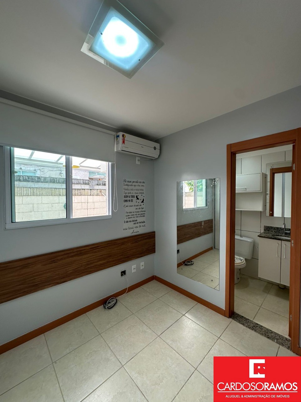 Apartamento - Buraquinho