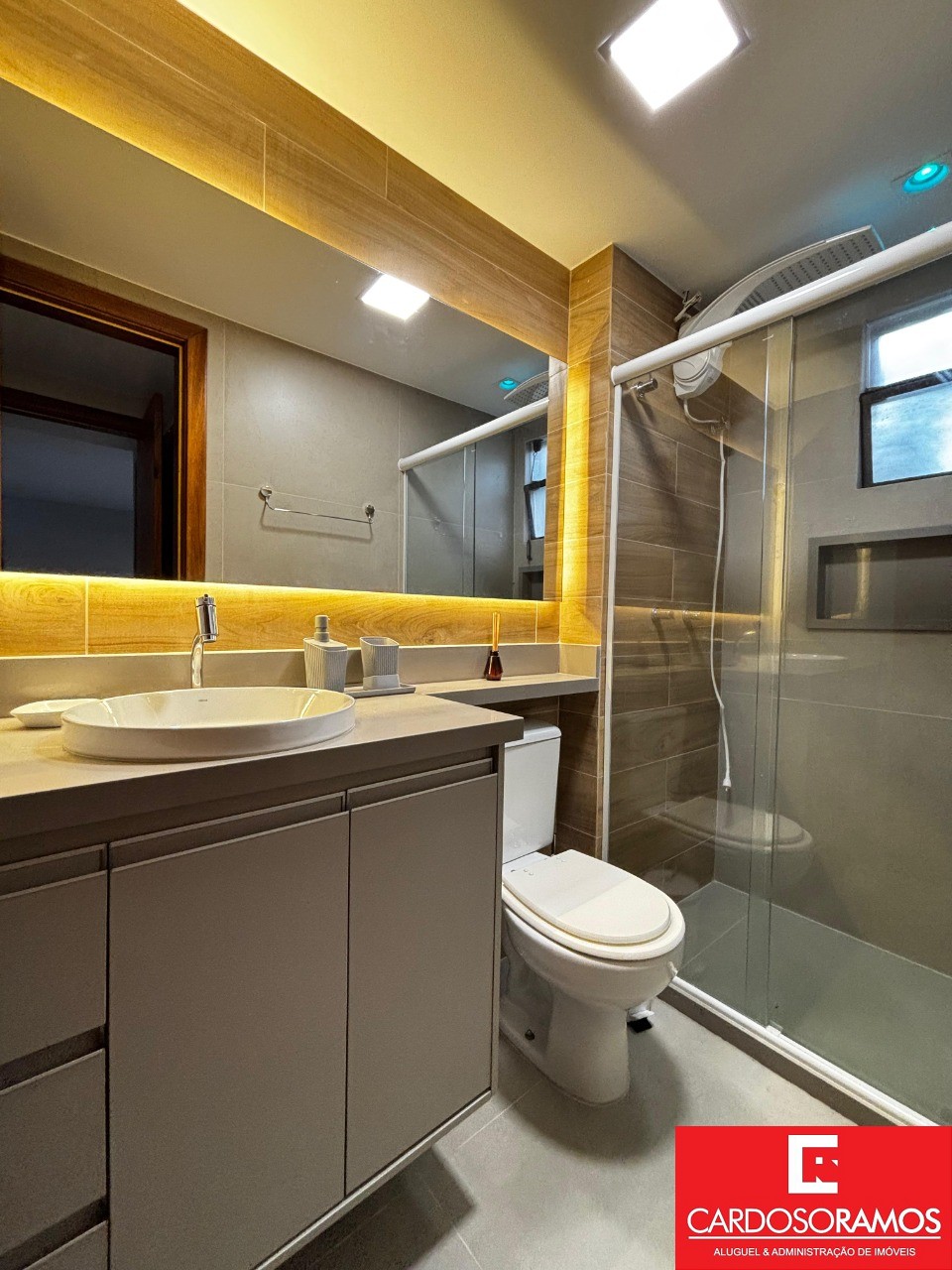 Apartamento à venda com 2 quartos, 65m² - Foto 13