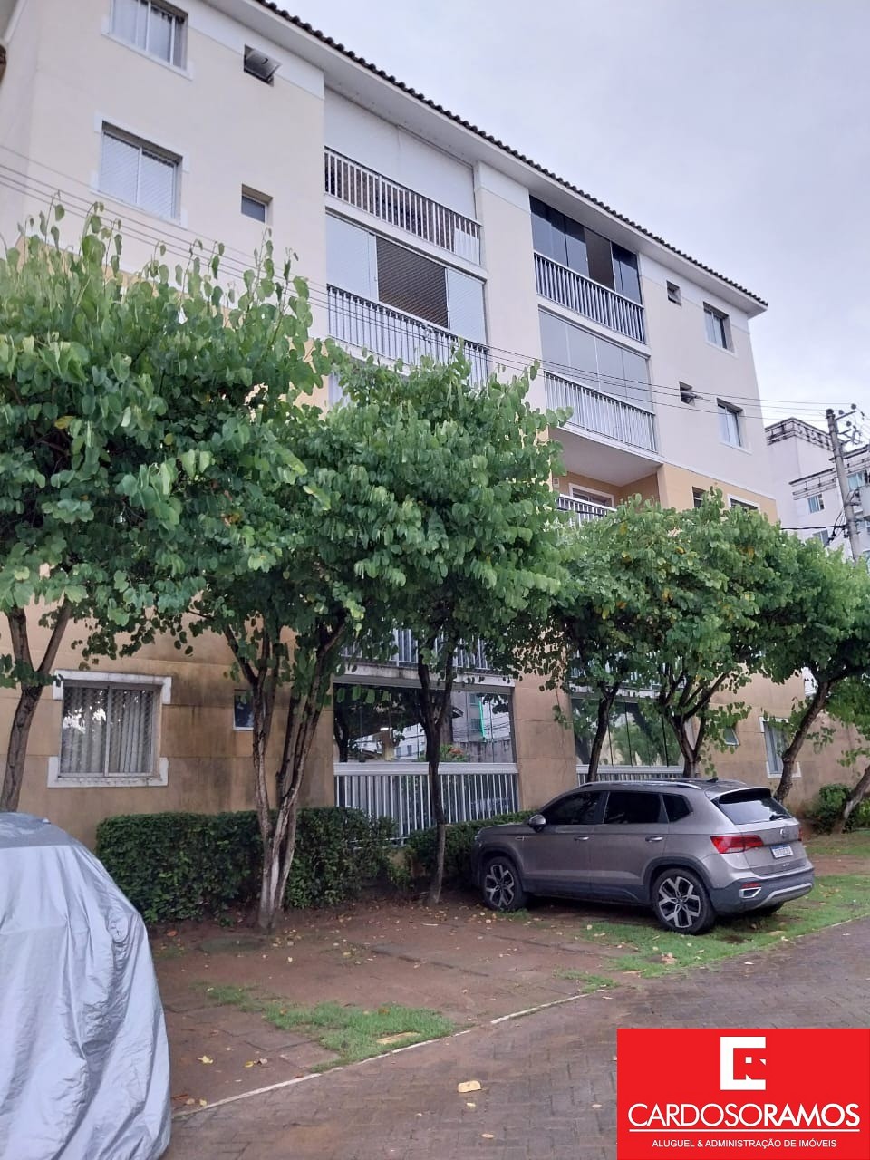 Apartamento - Buraquinho