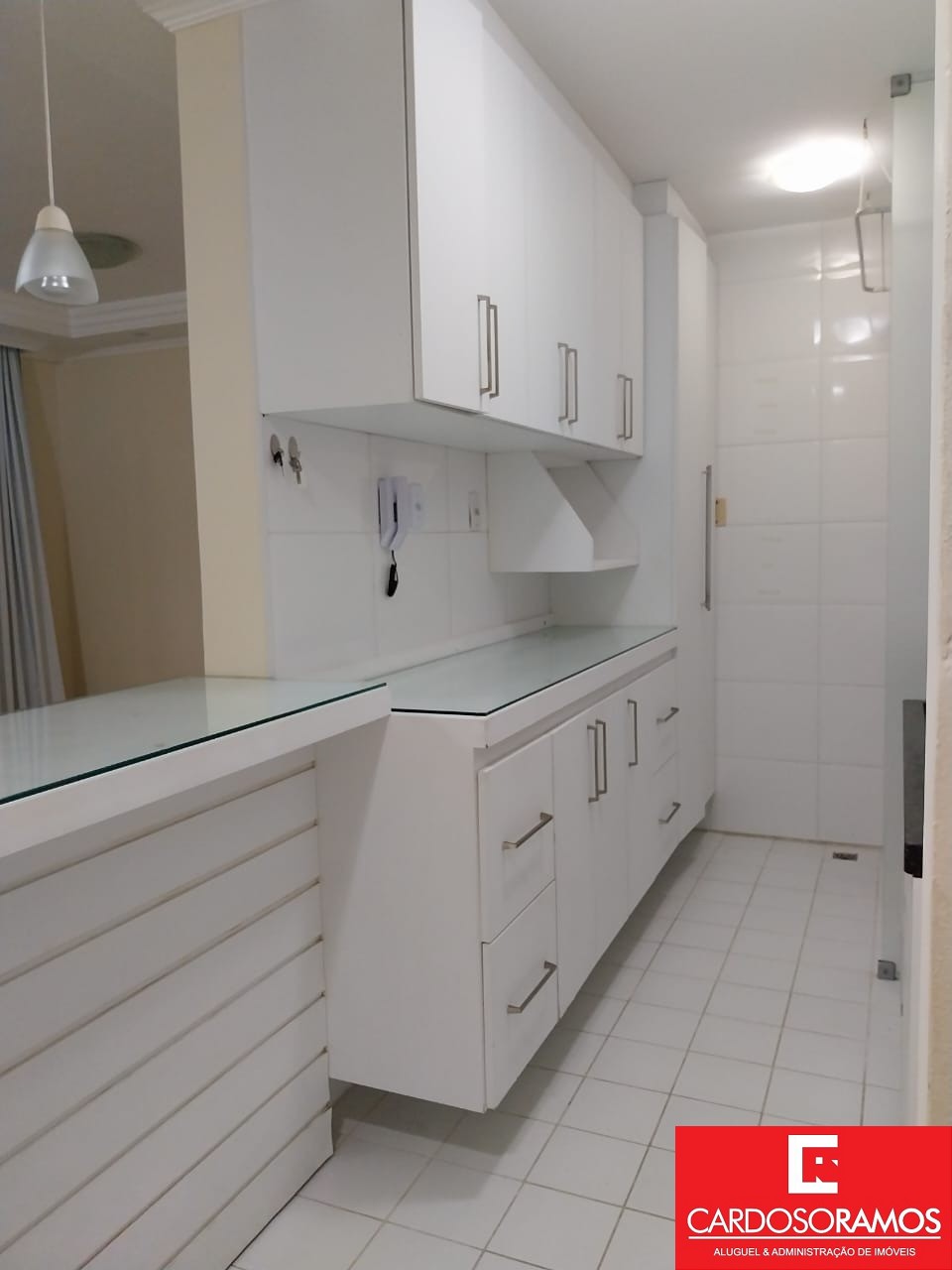 Apartamento - Buraquinho