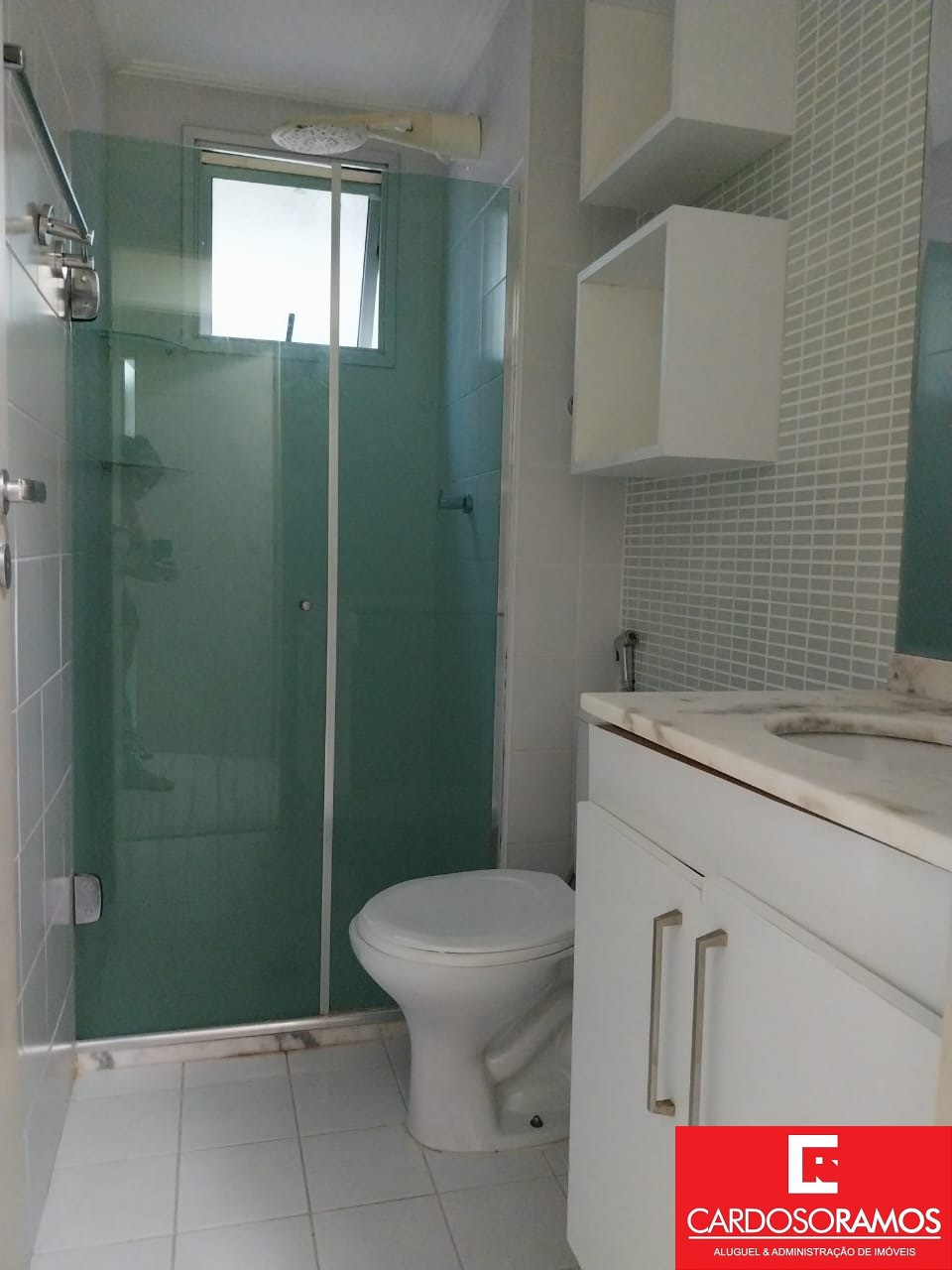 Apartamento - Buraquinho