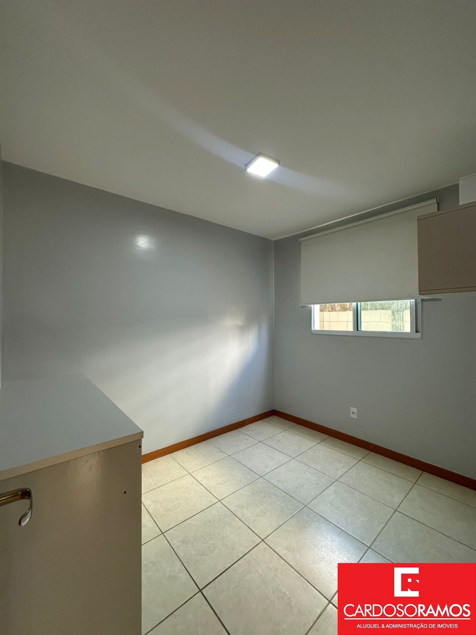 Apartamento - Buraquinho