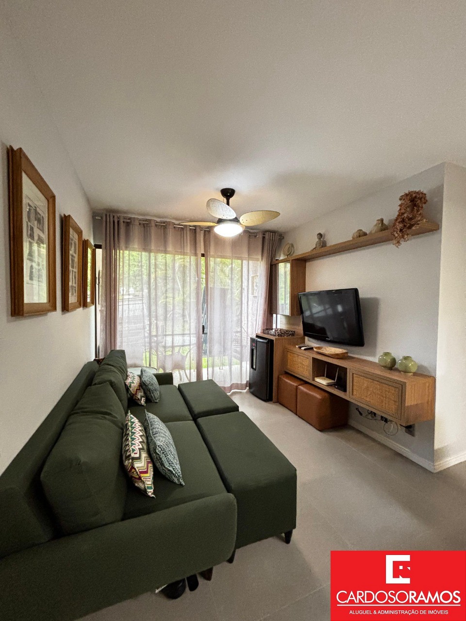 Apartamento à venda com 2 quartos, 65m² - Foto 2