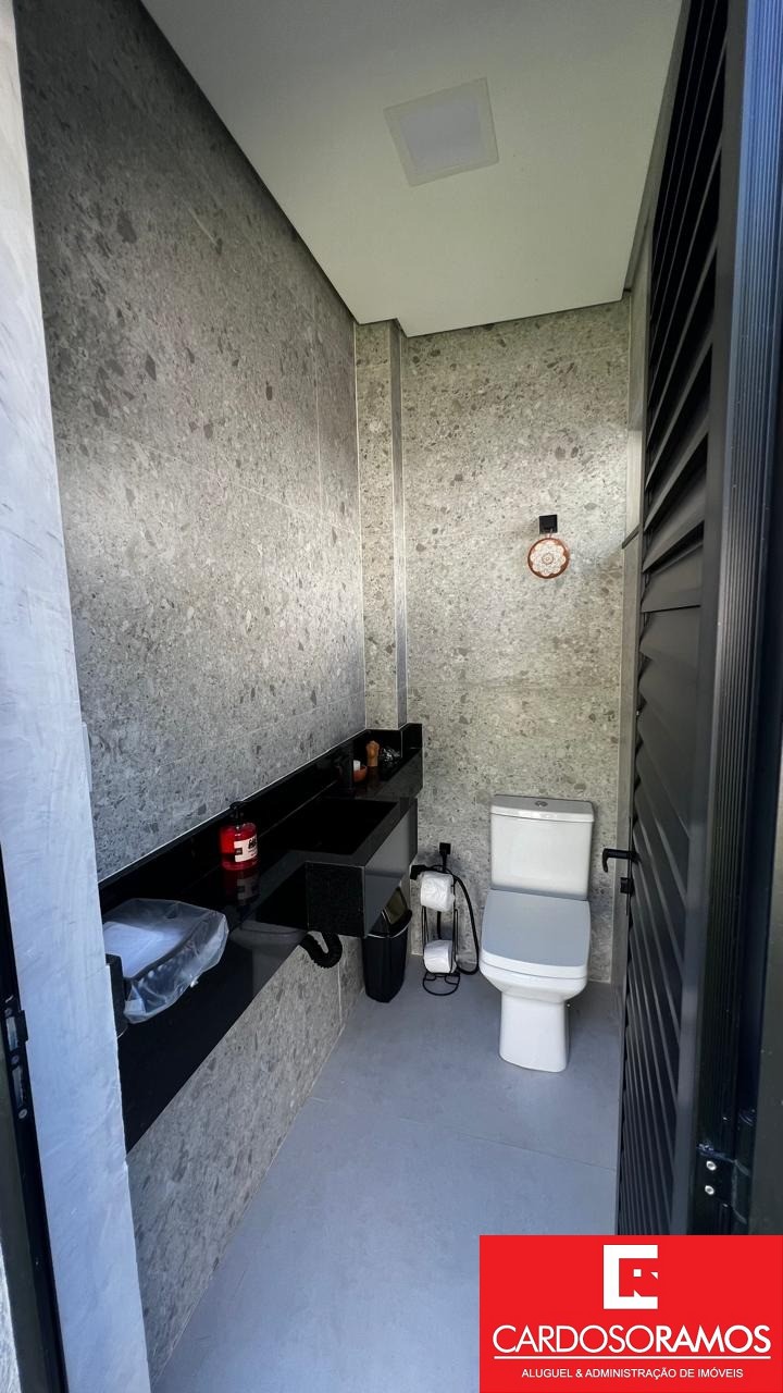 Casa à venda com 2 quartos, 200m² - Foto 14