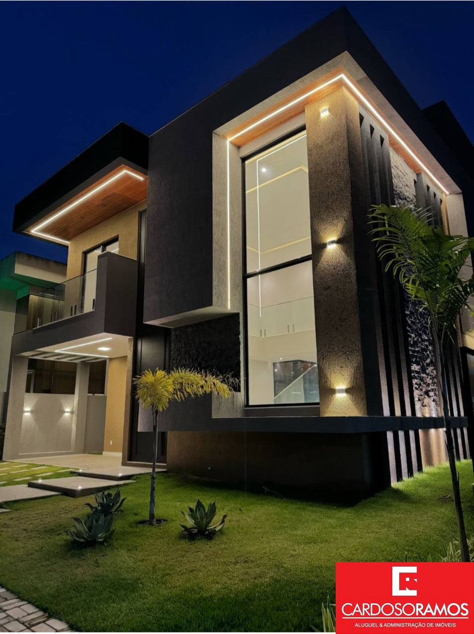 Casa, 4 quartos, 290 m² - Foto 1