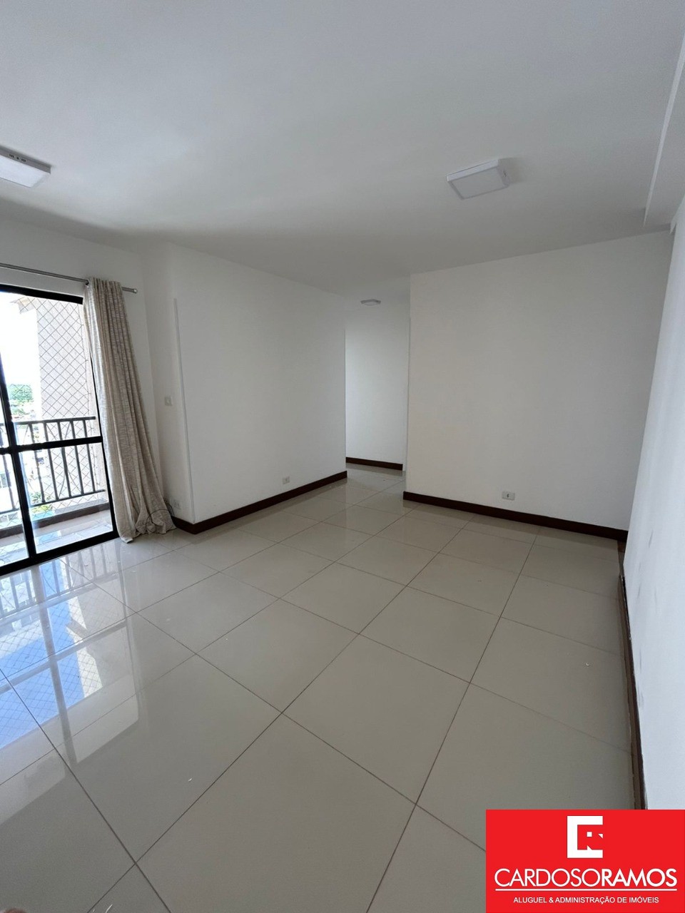 Apartamento para alugar com 3 quartos, 67m² - Foto 2