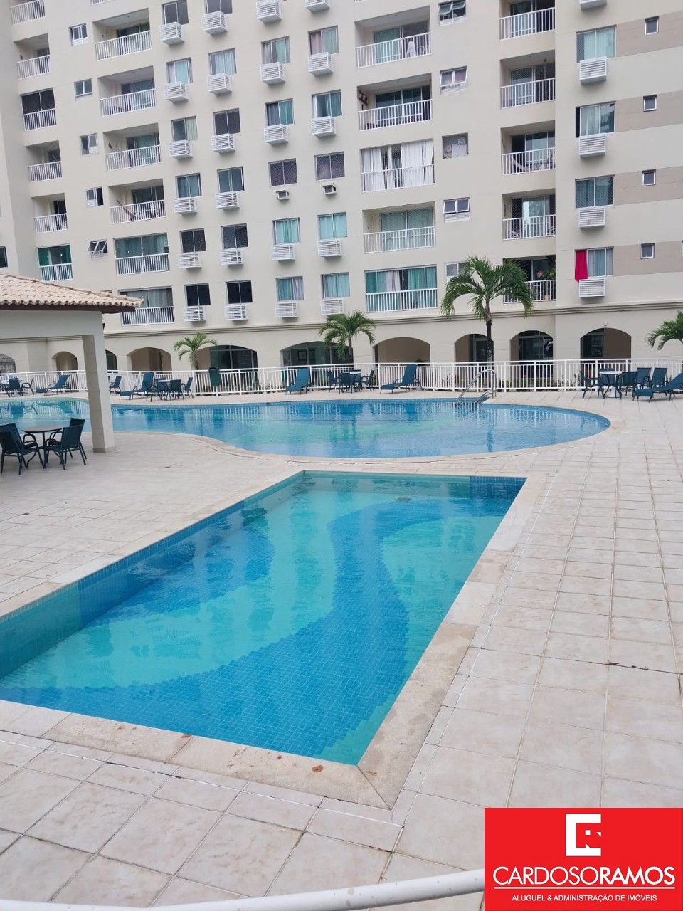 Apartamento - Buraquinho