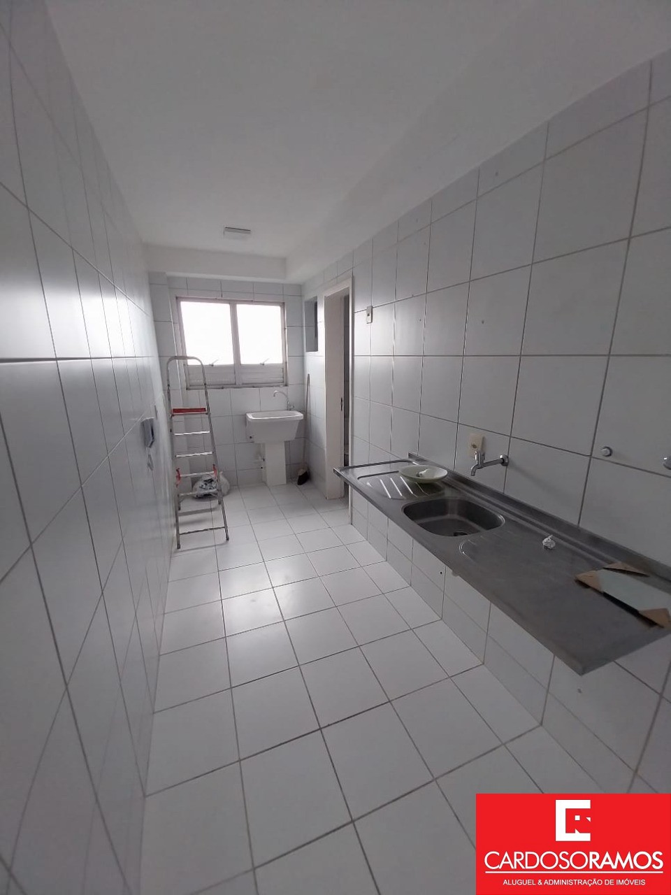 Apartamento - Buraquinho